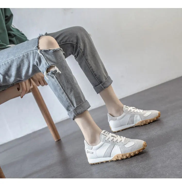 women comfortable casual shoes Soft leather white shoes summer 204 new Lace Up flat casual sports shoes women Running shoes