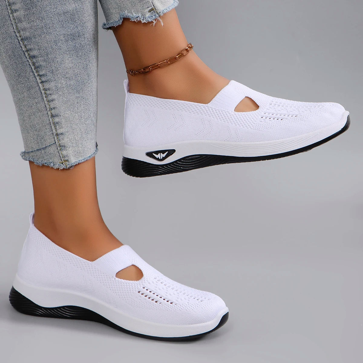 Spring new women's sports shoes, fashionable, breathable, lightweight, non-slip, wear-resistant, casual sports shoes, flat shoes