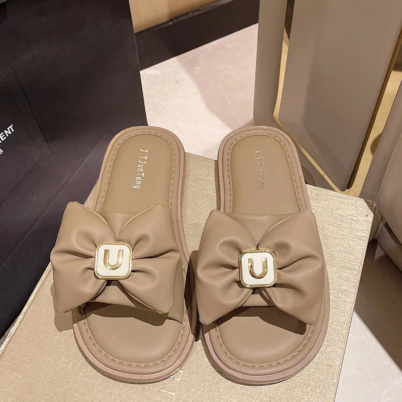 2024 Summer New Women Fresh Light Sense of Square Buckle Bow Sandals Simple Outside Wear Flip-flops Explosion Buy Slippers