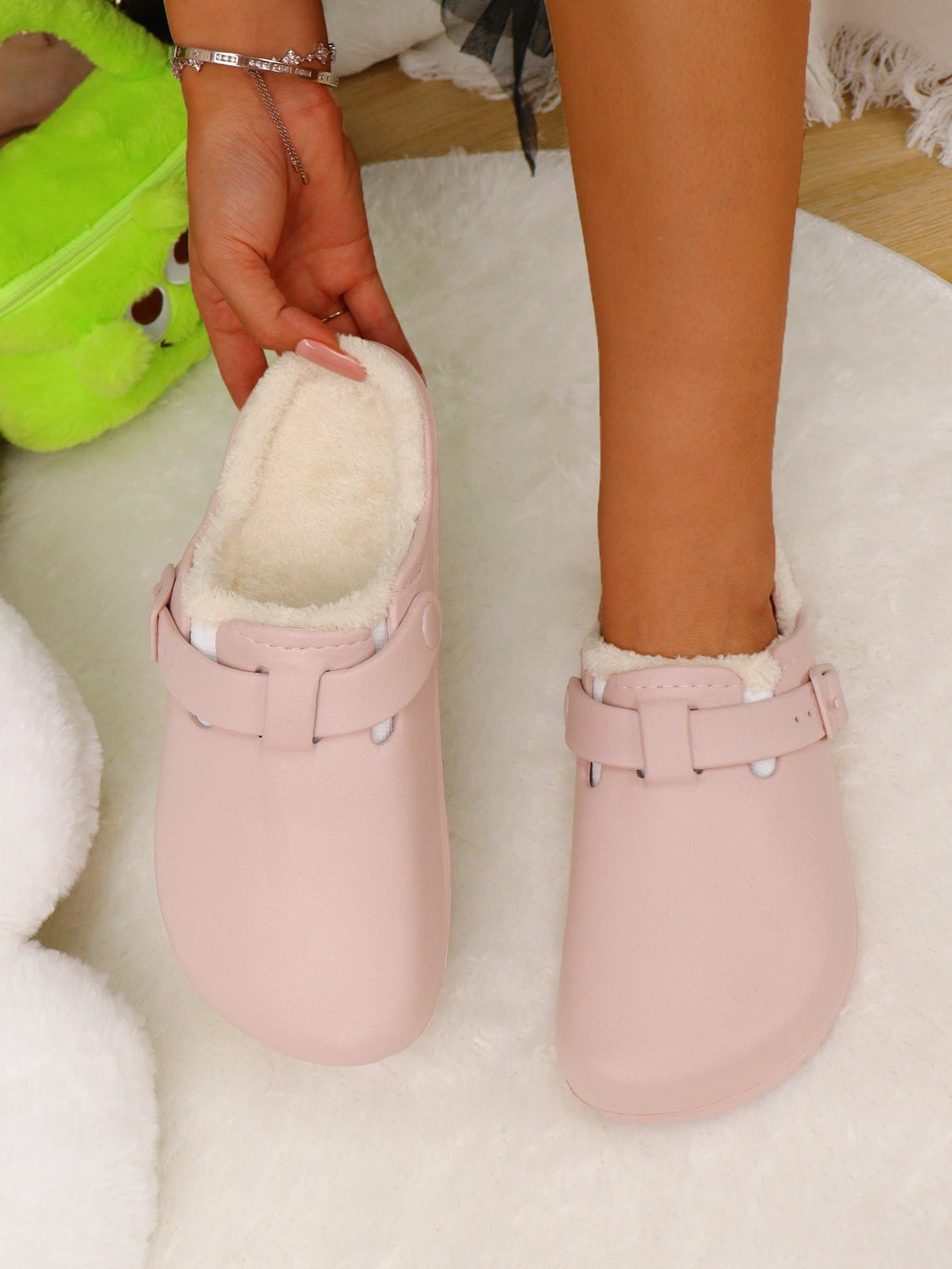 Winter Couple Warm Fluffy Clogs Waterproof Fuzzy Slides Plush Women Home Slippers