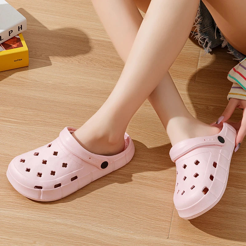 New Summer Women Slippers Fashion Sandals Men Children Home EVA Beach Sandals Outdoor Sandals Women's Garden Shoes