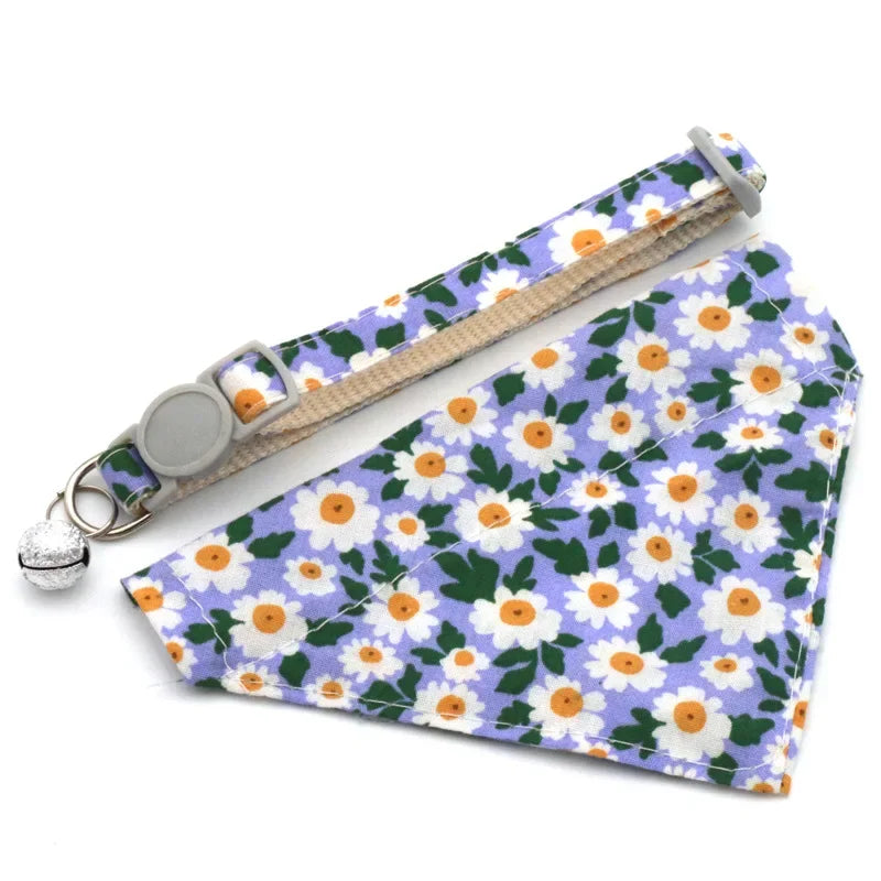 Adjustable Little Daisy Dog Neck Scarf Puppy Breakaway Pet Cat Dog Kitten Collar Bandana Kitten Accessories for Small Dogs