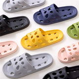 2024 Summer Slippers Men Women Soft Indoor Home Flat Sandals Fashion Flip Flops Beach Shoes Man Couple Non-Slip Bathroom Slides