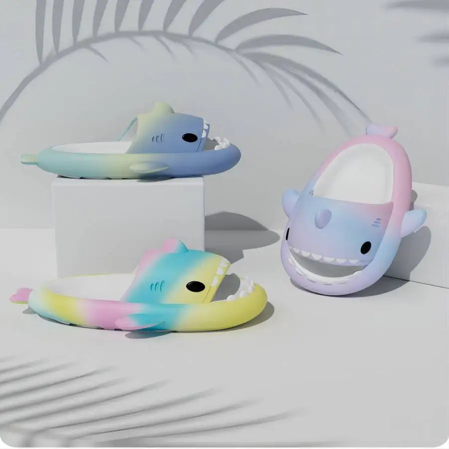 2024 Summer Gradient Shark Slippers Bathroom Slippers Household Anti slip Flat Shoes Girl Boy Beach Shoes Children's Fun Sandals