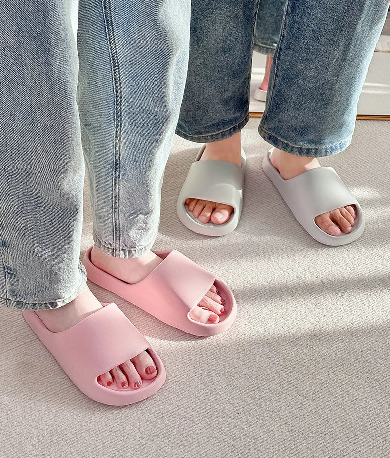 Soft Home Slippers Couple Summer Indoor Skid Proof Bathroom Slippers Sandals Hotel Solid Color Men Women Flip Flops Flat Shoes