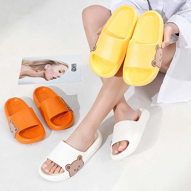 2024 Summer Women Slippers Beach Slides Cartoon Bear Flip Flops Men Shoes Thick Sole Home Bathroom Non-Slip Shoes Couple Sandals