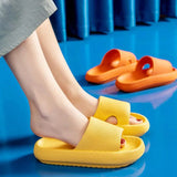 womens Thick Platform Cloud Slippers Woman Indoor Home EVA Soft Sole Pillow Slides Sandals 2024 Summer Non Slip Beach Flip Flops