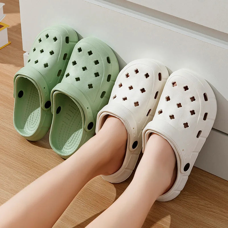 New Summer Women Slippers Fashion Sandals Men Children Home EVA Beach Sandals Outdoor Sandals Women's Garden Shoes