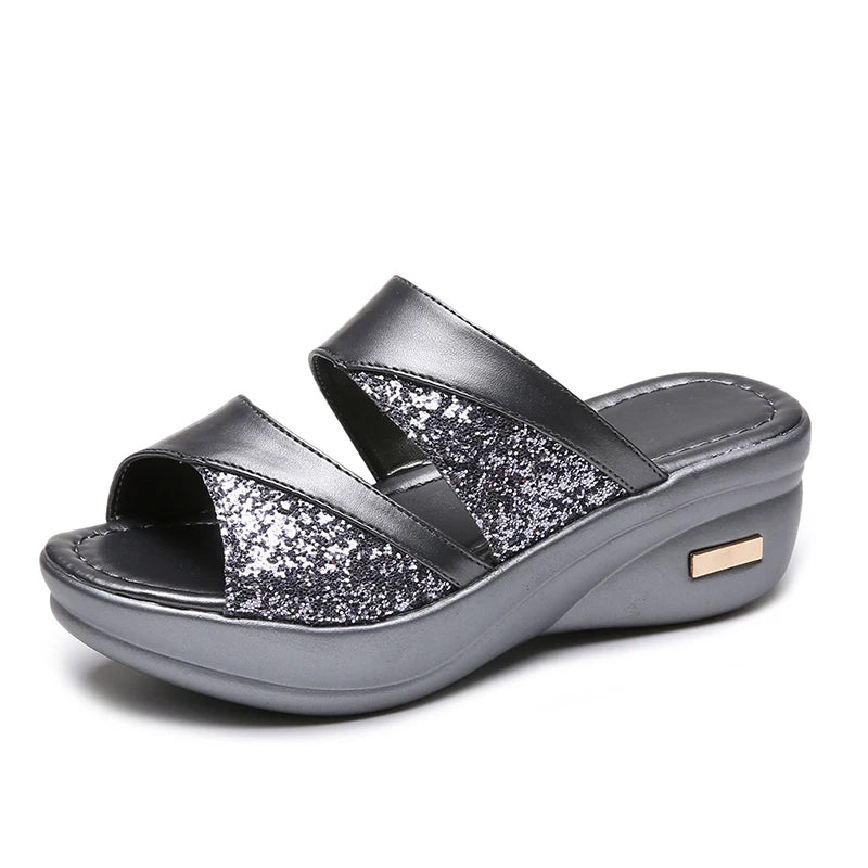 2022 New Women Summer Slippers Ladies Glitter PU Wedges Shoes Female Casual Slingbacks Sandals Comfortable Platform Woman