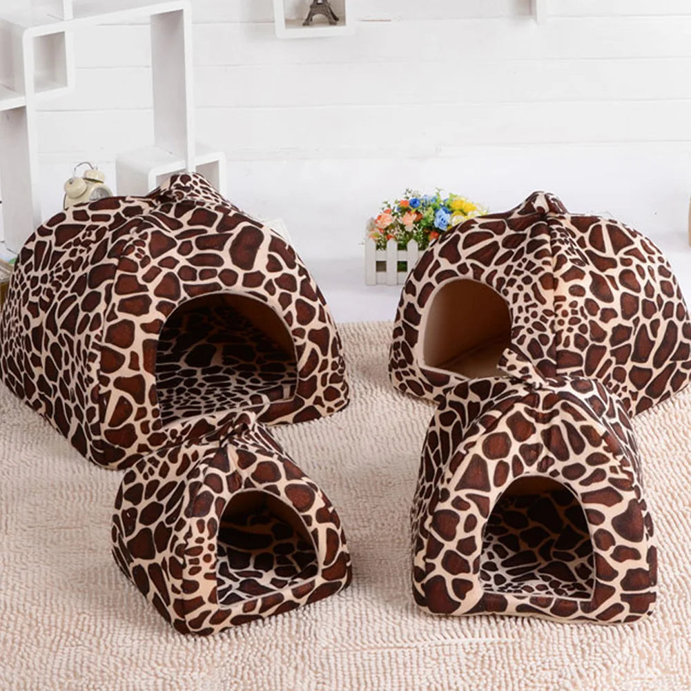 Cute Strawberry Pet Dog Cat House Foldable Warm Soft Winter Dog Bed Sofa Cave Puppy Dog House Kennel Nest for Small Dogs Cats