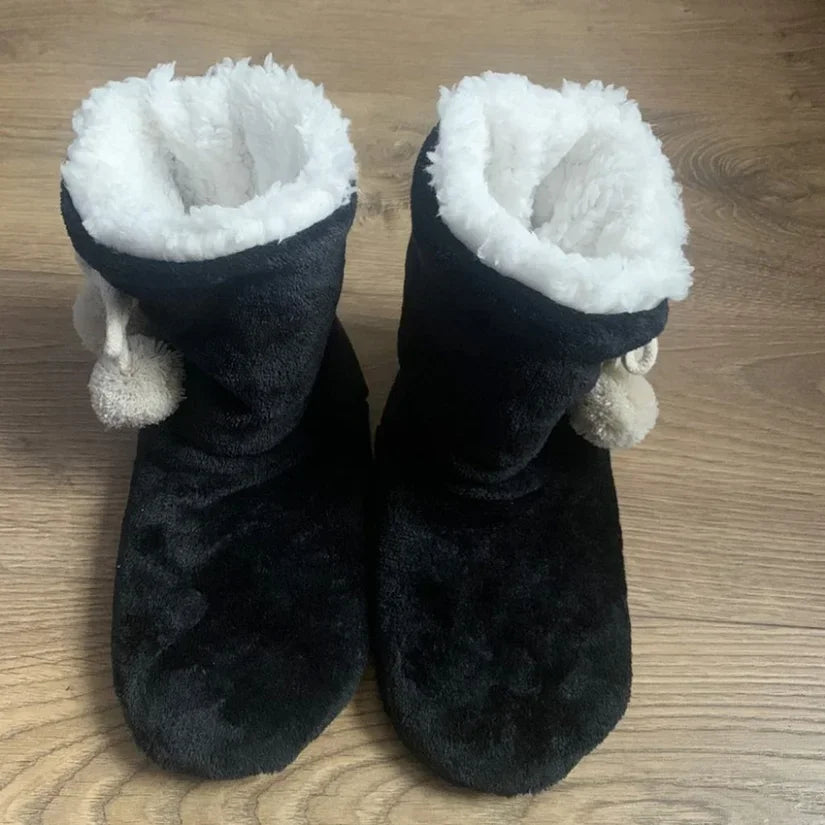 Womens Home Slipper Boots Winter Warm Fuzzy Indoor Fur Ball Contton Plush Non Slip Grip Fluffy Female Floor Shoes Flat Ladies