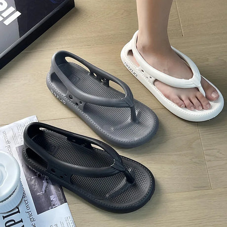 Men's trend with flip flops in summer, new EVA anti slip, odor proof, wear-resistant, external wearing, clip on slippers for men