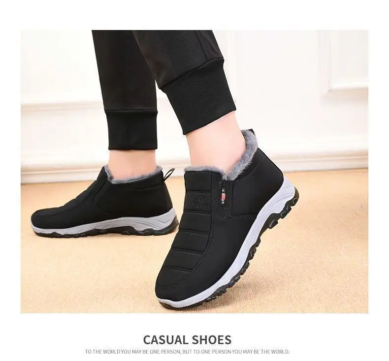 Autumn and Winter Old Beijing Cotton Shoes Women's Plush Thickened Walking, Warm and Wear resistant Shoes, Non slip Mom's Shoes