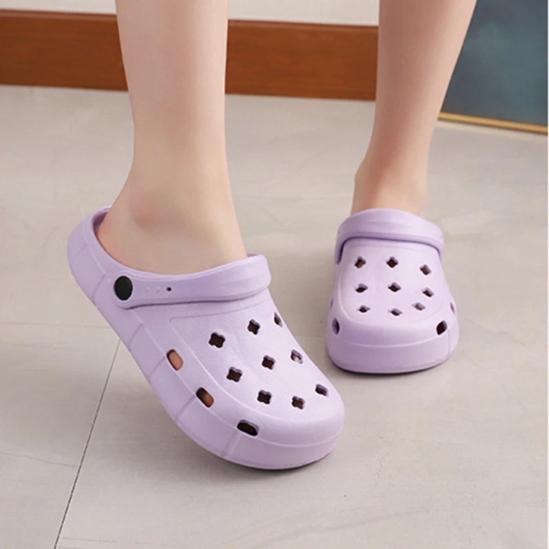 New Summer Women Slippers Fashion Sandals Men Children Home EVA Beach Sandals Outdoor Sandals Women's Garden Shoes