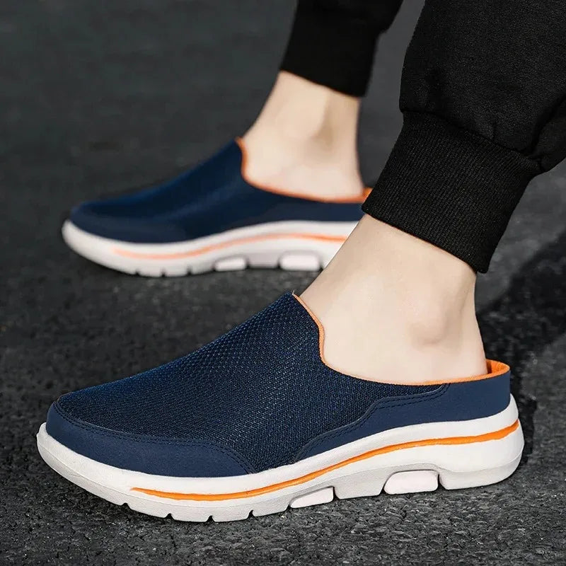 Men Slippers Summer Breathable Home Indoor Slippers Men Thick Bottom Slides Fashion Couple Walking Shoes