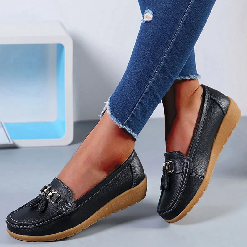 Women Flats Fashion Bowtie Genuine Leather Retro Flat Shoes Hollow Nurse Shoes Slip On Casual Tenis Feminino Plus Size